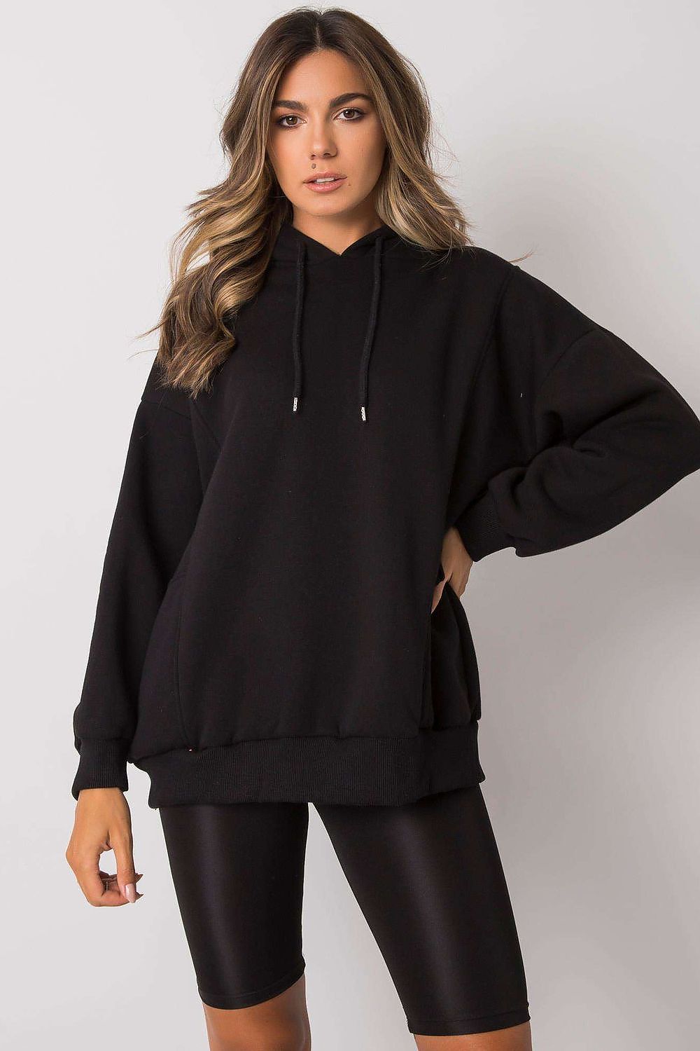 Sweatshirt model 160830